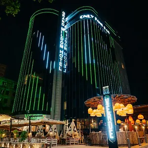 Grand Mildom Hotel